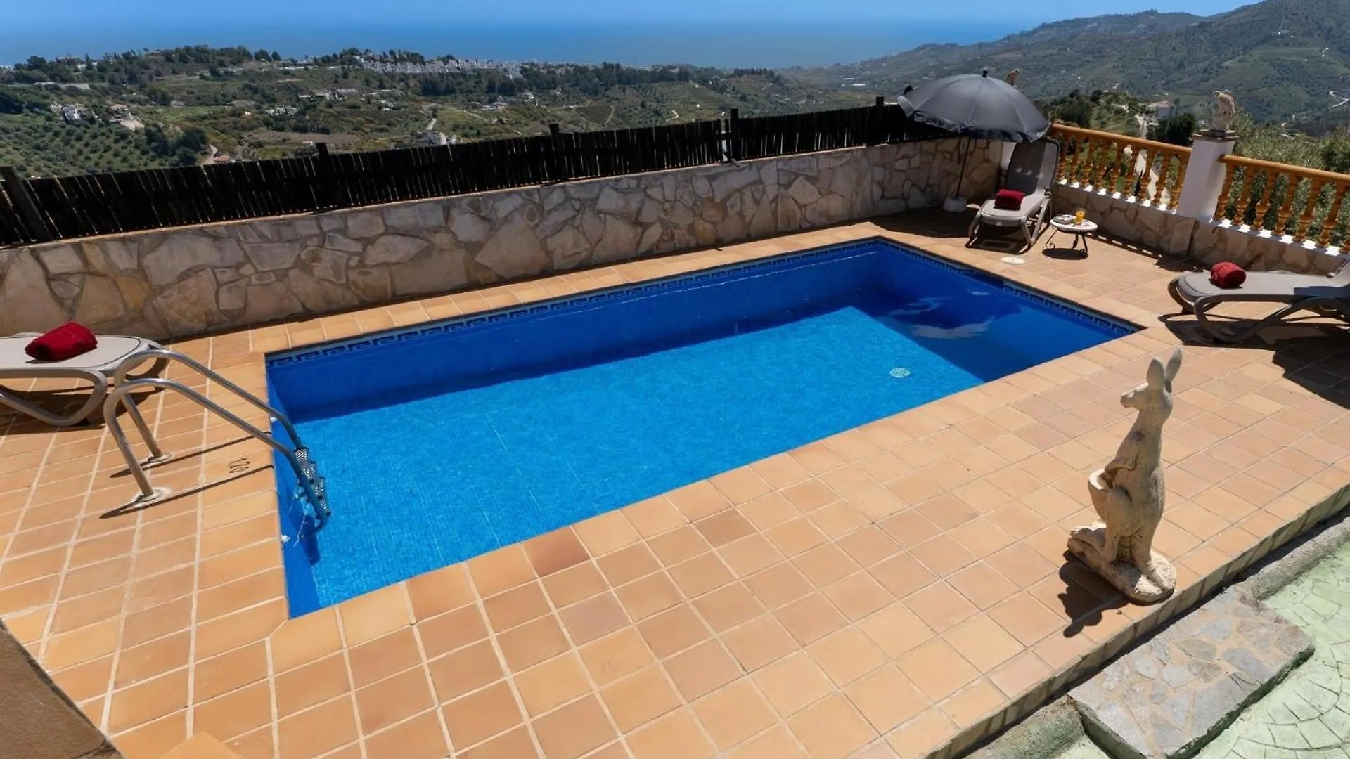 Ferienhaus Mit Privatpool Fuer 4 Personen Ca 70 Qm In Frigiliana, Andalusien Costa Del Sol